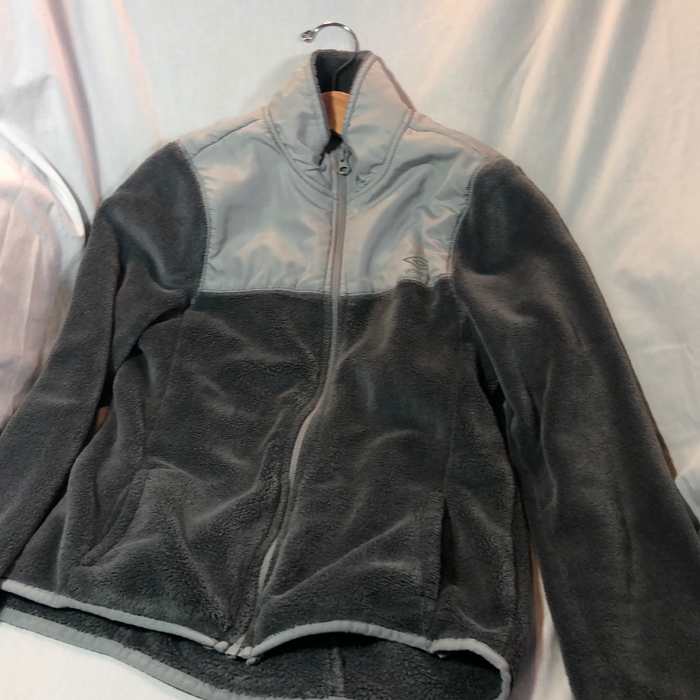 Umbro, very comfortable, fleece.